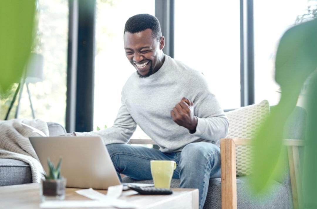 Équipe Jenolavarius en session de formation SEO en ligne